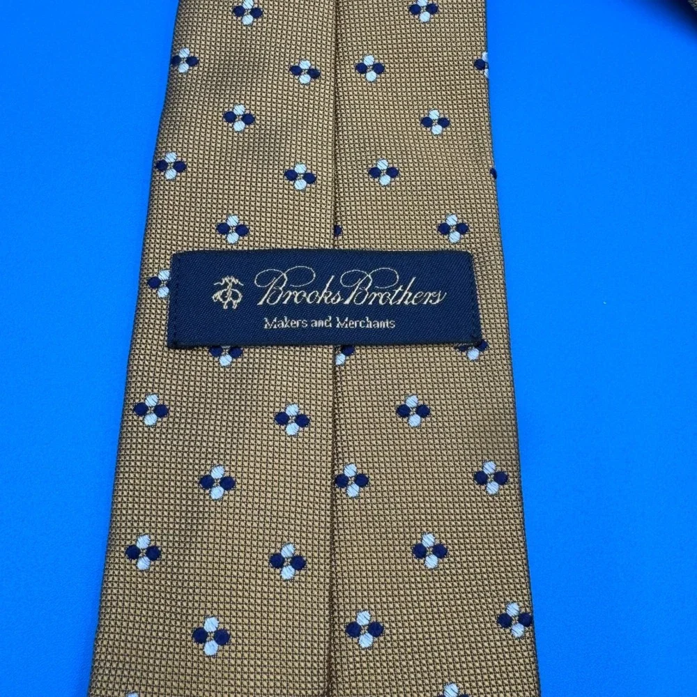 Brooks Brothers Mens Gold‎ Navy White Silk Textured Tie